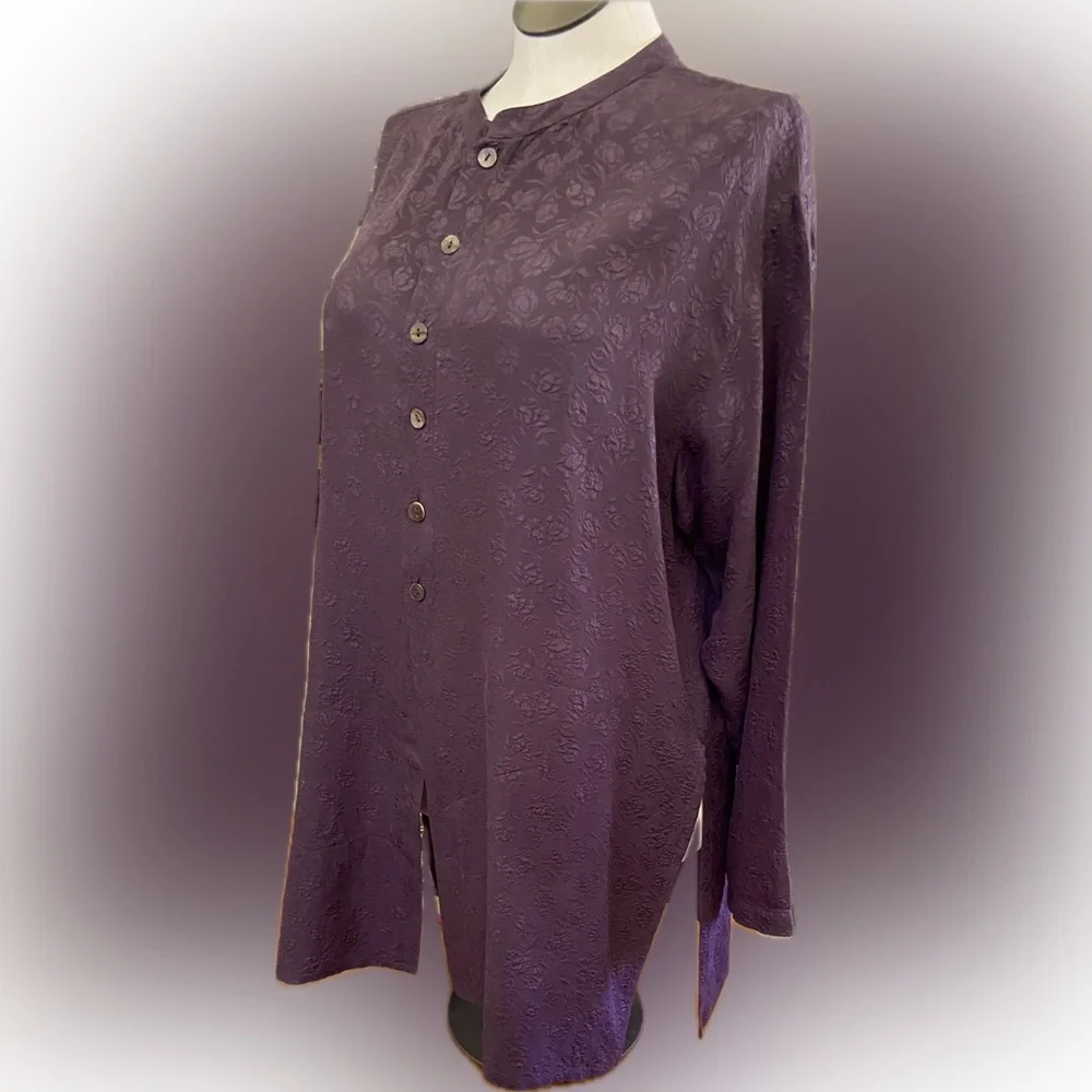 CHICO’S 100% Silk Deep Plum Long Sleeve Tunic 3-D flowing floral design Chicos 3 - Picture 4 of 11